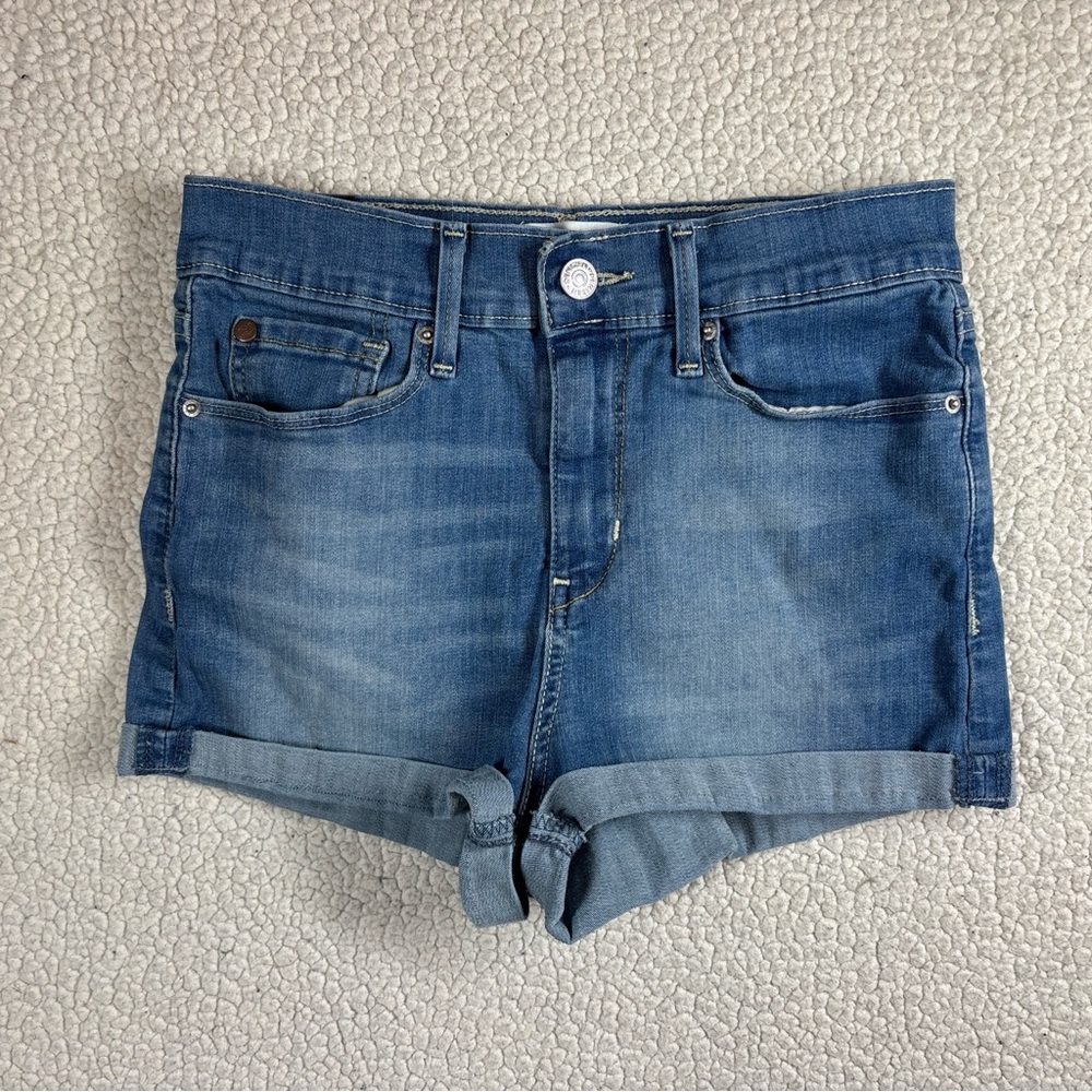 Denizen by Levi’s High Rise Shortie Women’s Stretch Size 5 Light Wash Jean Short